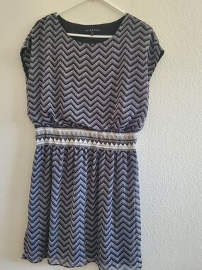 Fifth & Park Black and Gray Chevron Midi Sleeveless Dress Size L